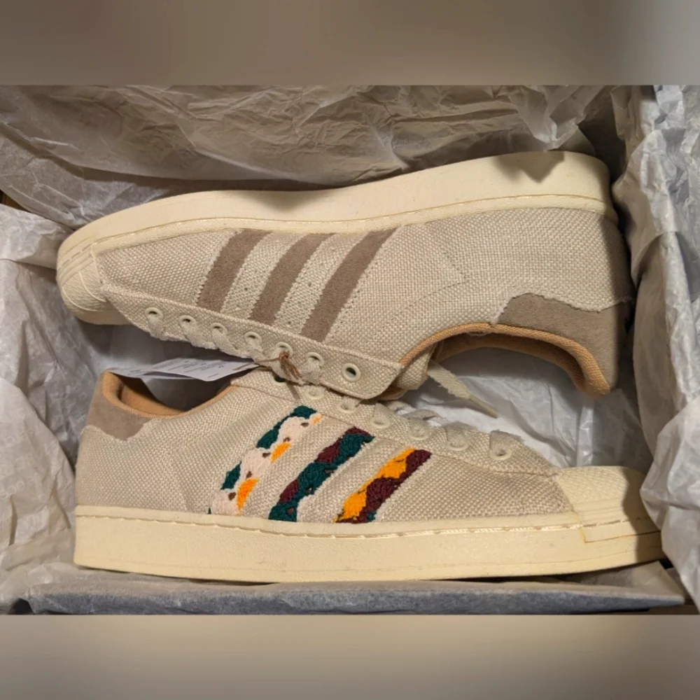 Adidas Superstar "Earth Day" *NWT* - Picture 12 of 13